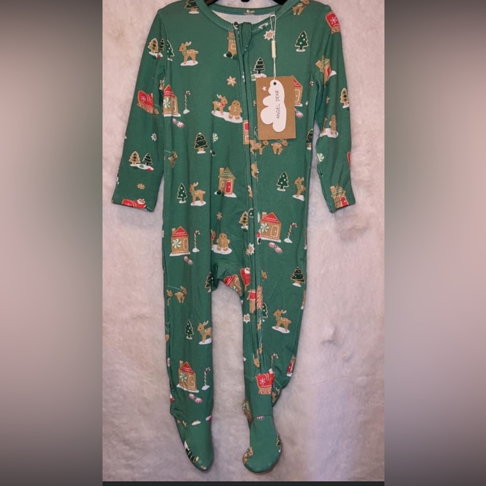 Angel dear bamboo footie chrisfmas gingerbread sleigh 6-9